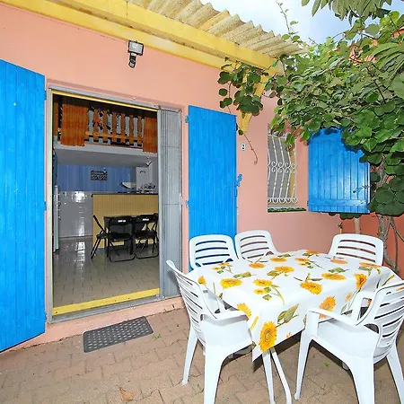 Holiday home Les Maisons Du Golf By Interhome
