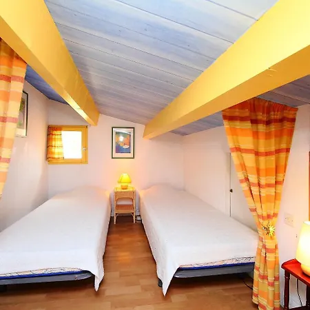 Holiday home Les Maisons Du Golf By Interhome